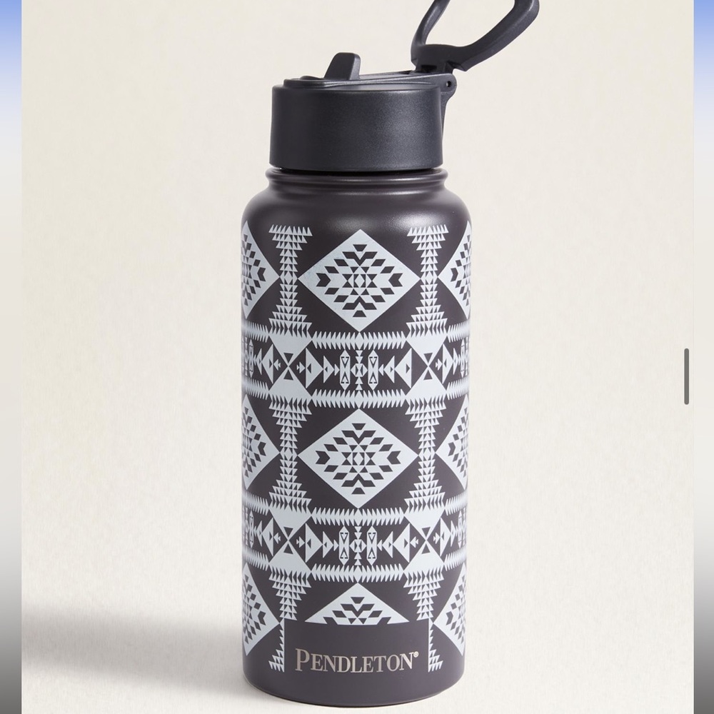 Pendleton 34 oz insulated bottle